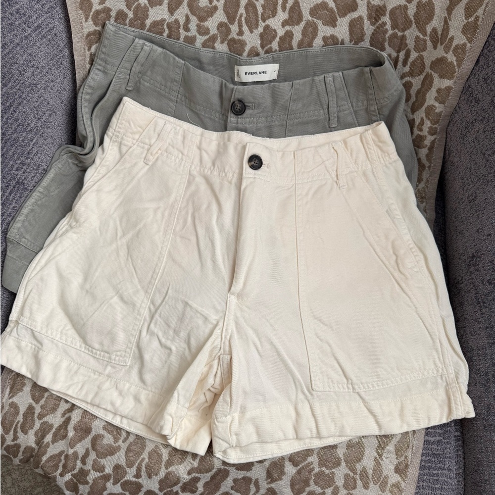 BNWOT 2 Pair - Everlane Women's Cream and Green Cargo Shorts Size
